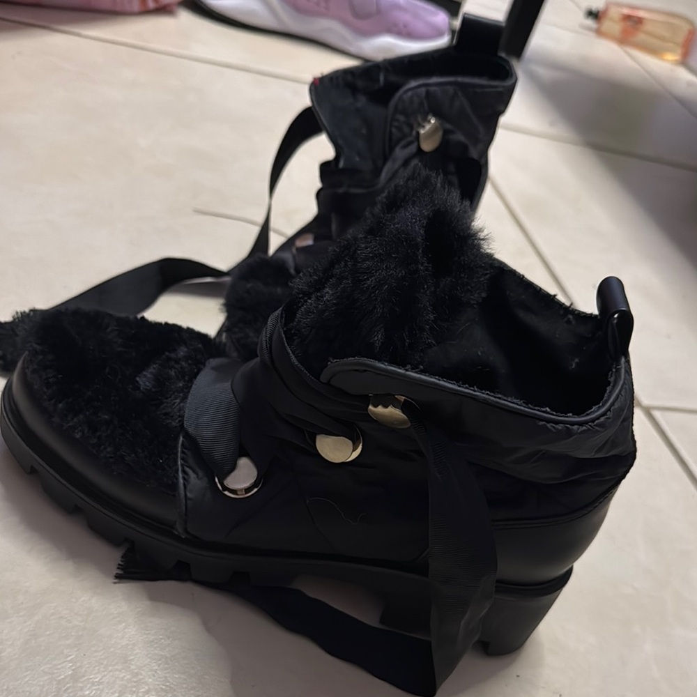 Women's Black Fur-Trimmed Boots